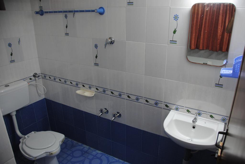 Cbr Ayurhealth Apartment Канур Екстериор снимка