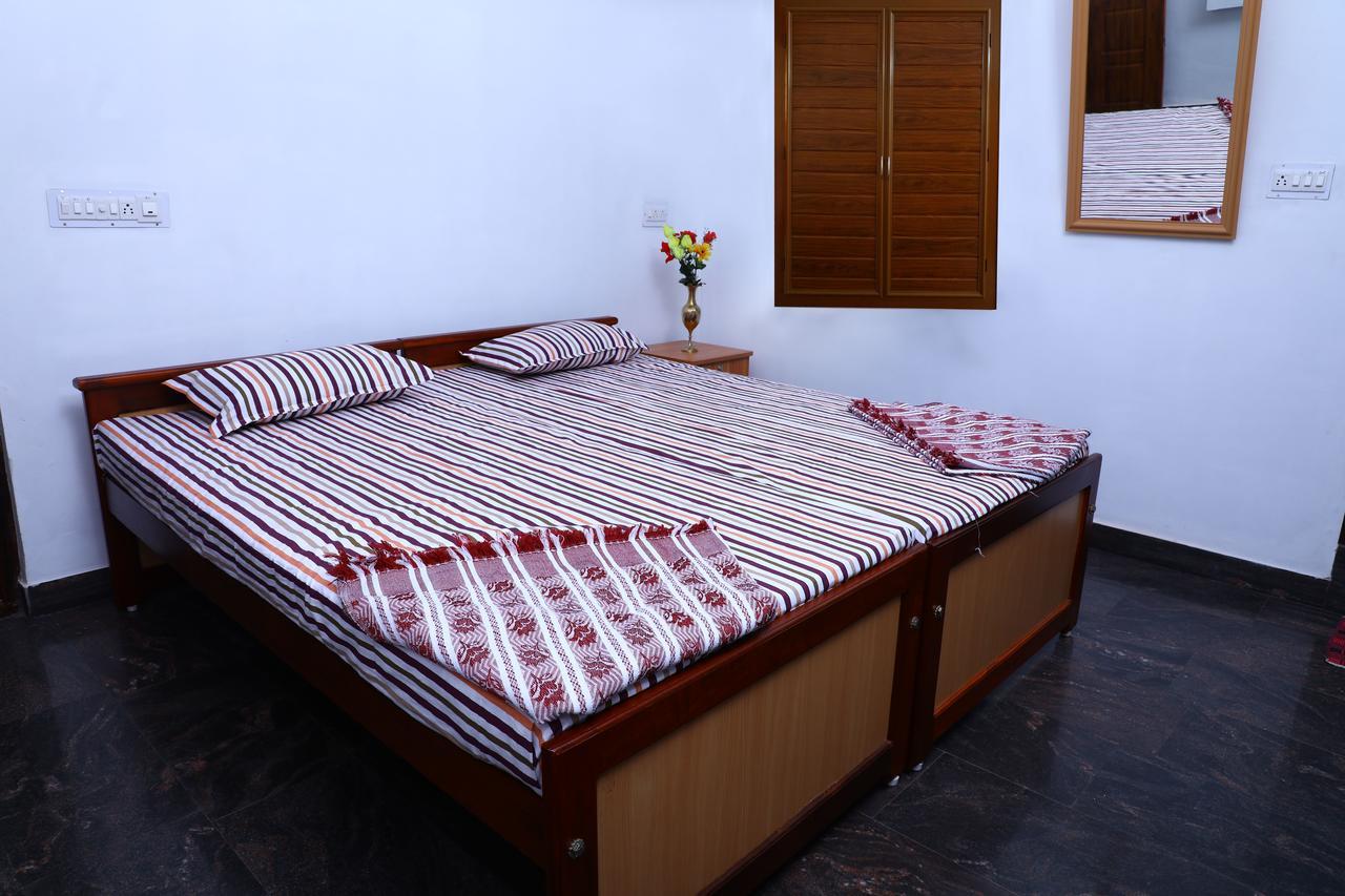 Cbr Ayurhealth Apartment Канур Екстериор снимка